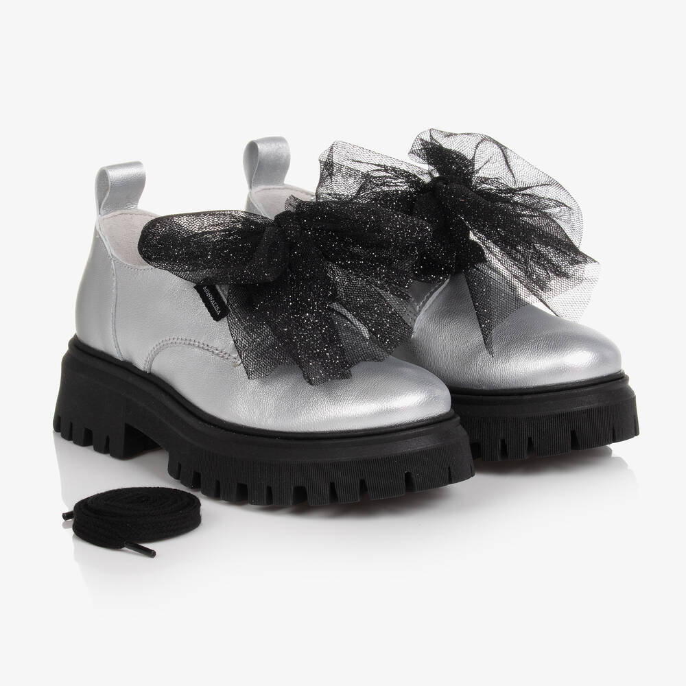 Monnalisa-Серебристые кожаные туфли с бантами из тюля | Childrensalon Outlet