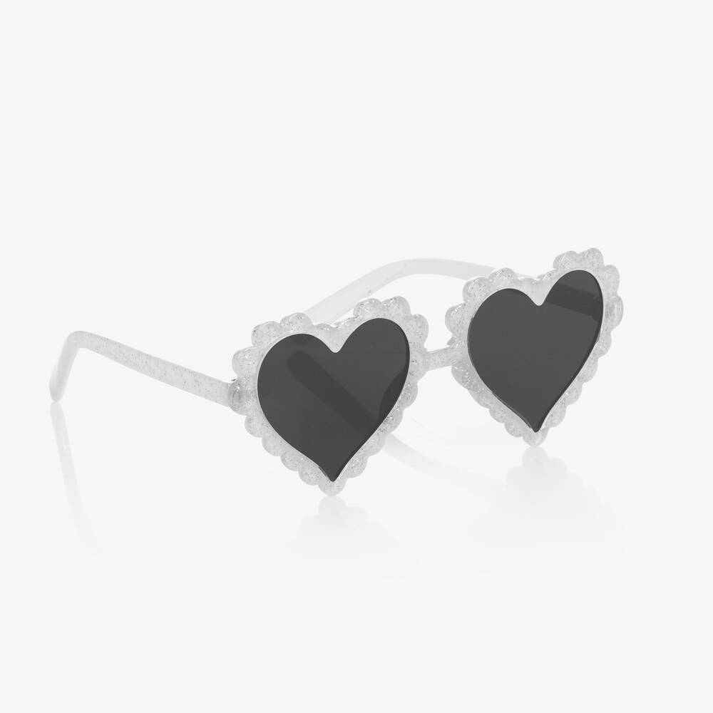 Monnalisa - Белые солнцезащитные очки в оправе-сердечках (UV400) | Childrensalon
