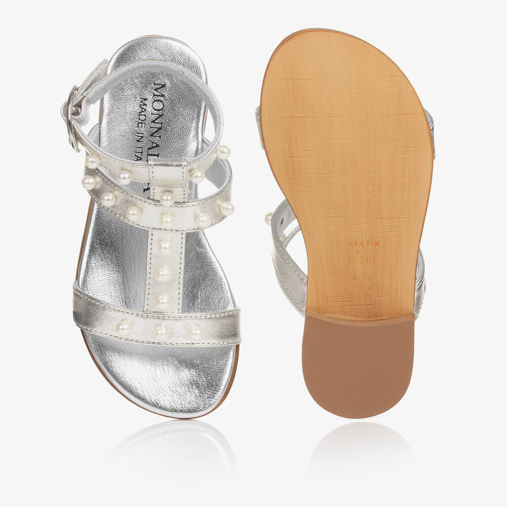 Silver pearl sandals deals