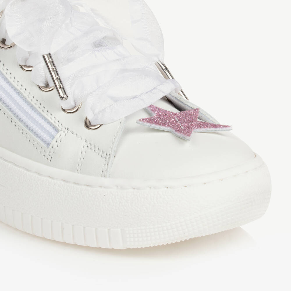 Monnalisa-ترينرز بطبعة نجوم جلد لون أبيض للمراهقات | Childrensalon Outlet