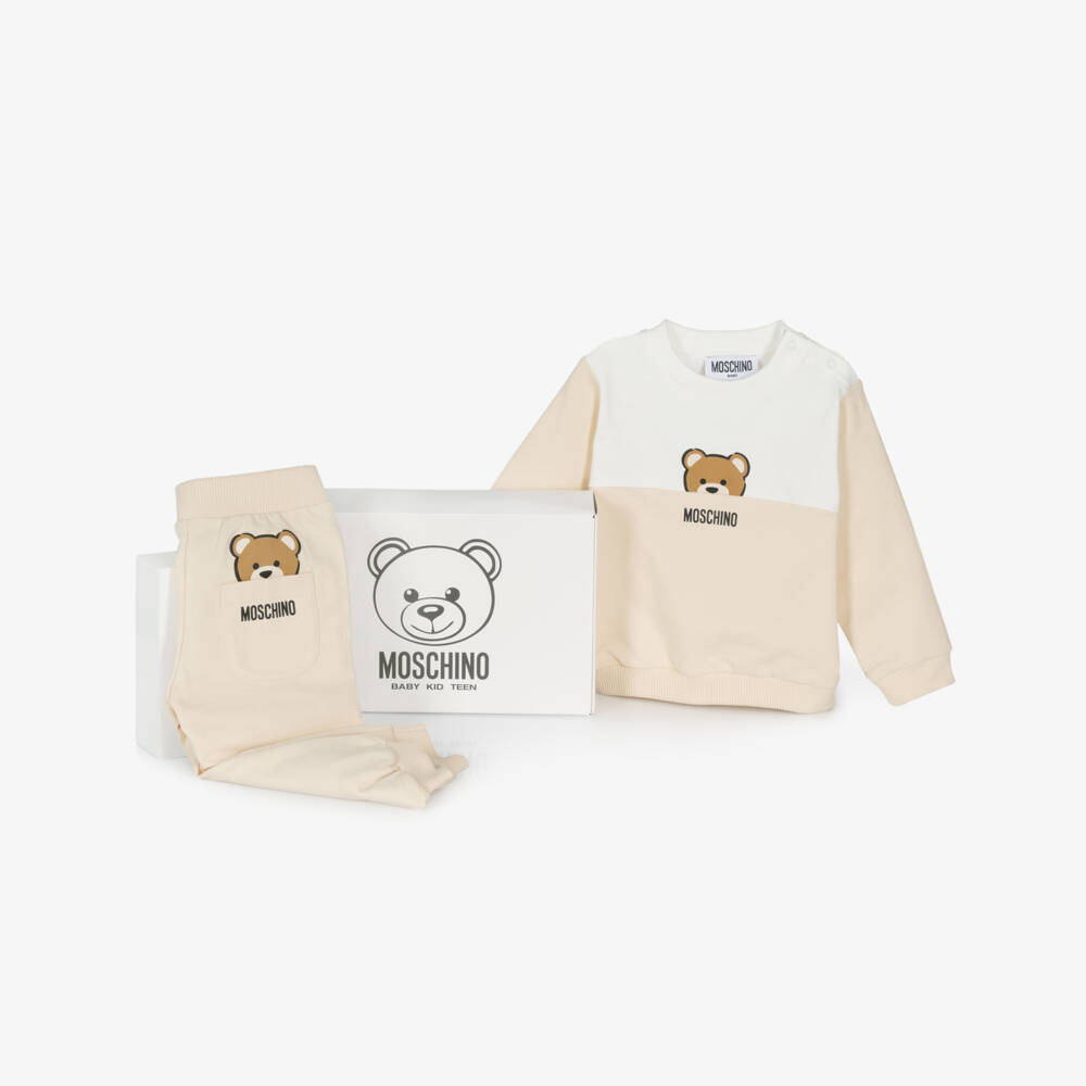 Moschino-Мягкий бежевый комплект из хлопка для мальчиков | Childrensalon Outlet