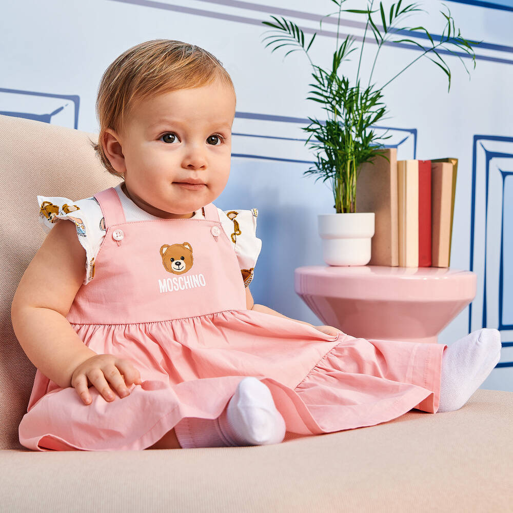 Moschino infant clothes shop