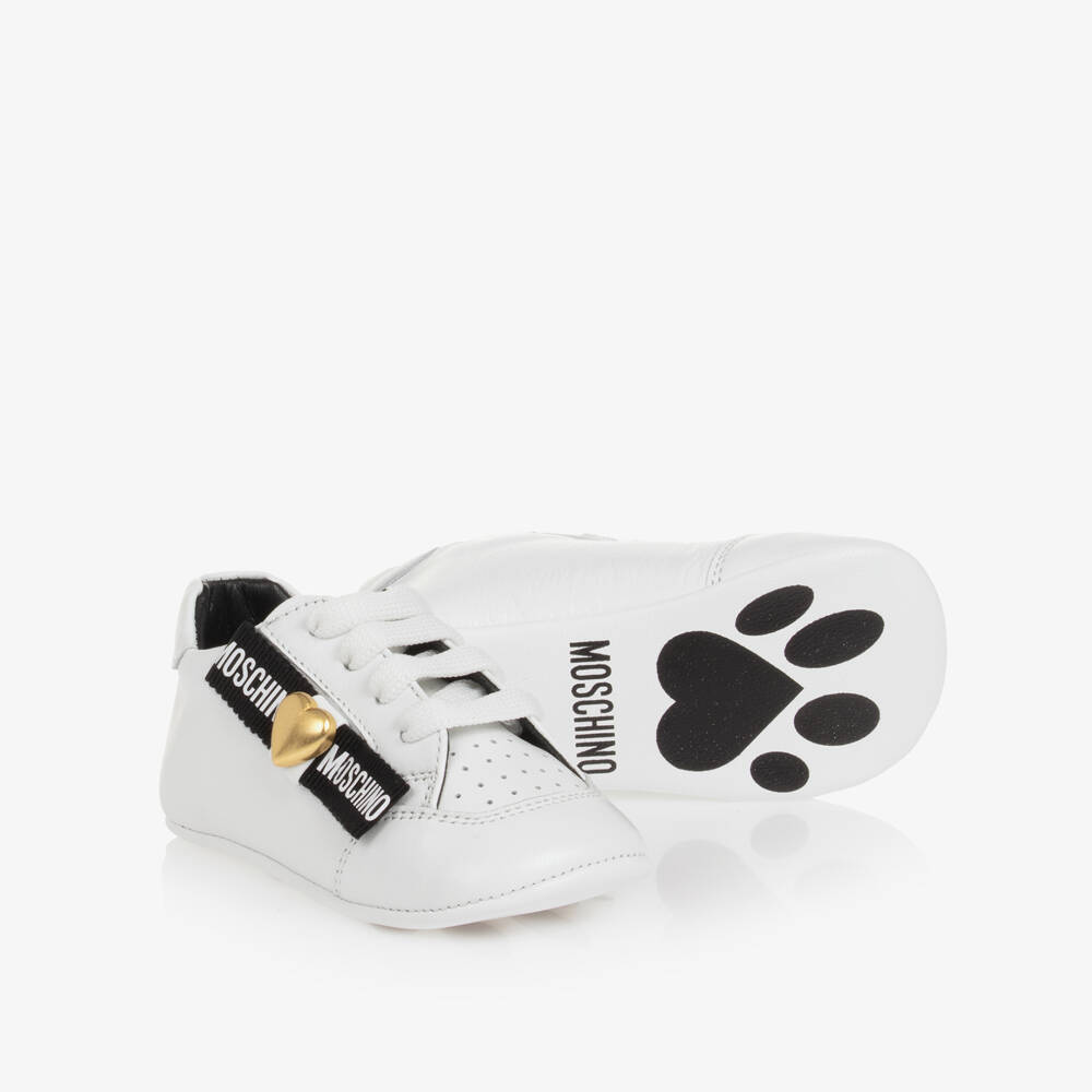 Moschino-Girls White Heart Leather Trainers | Childrensalon Outlet