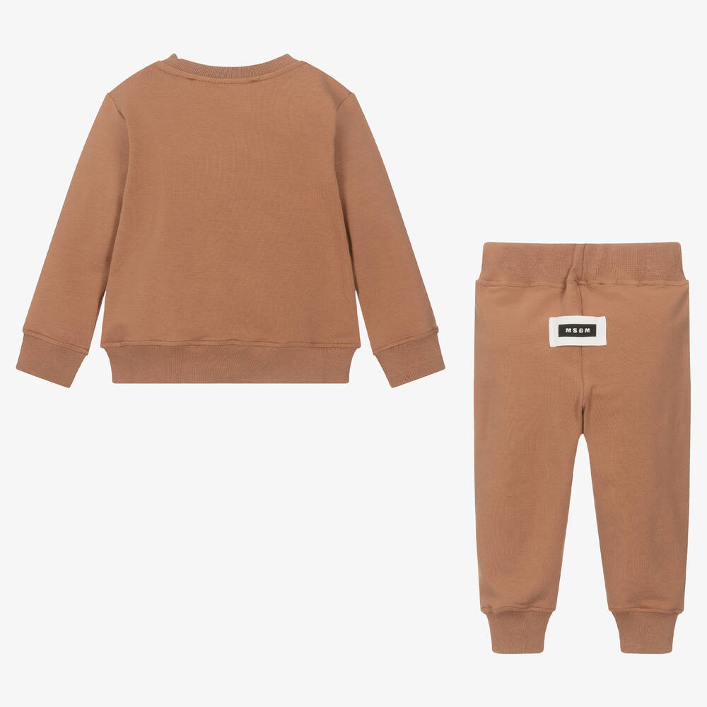 brown tracksuit