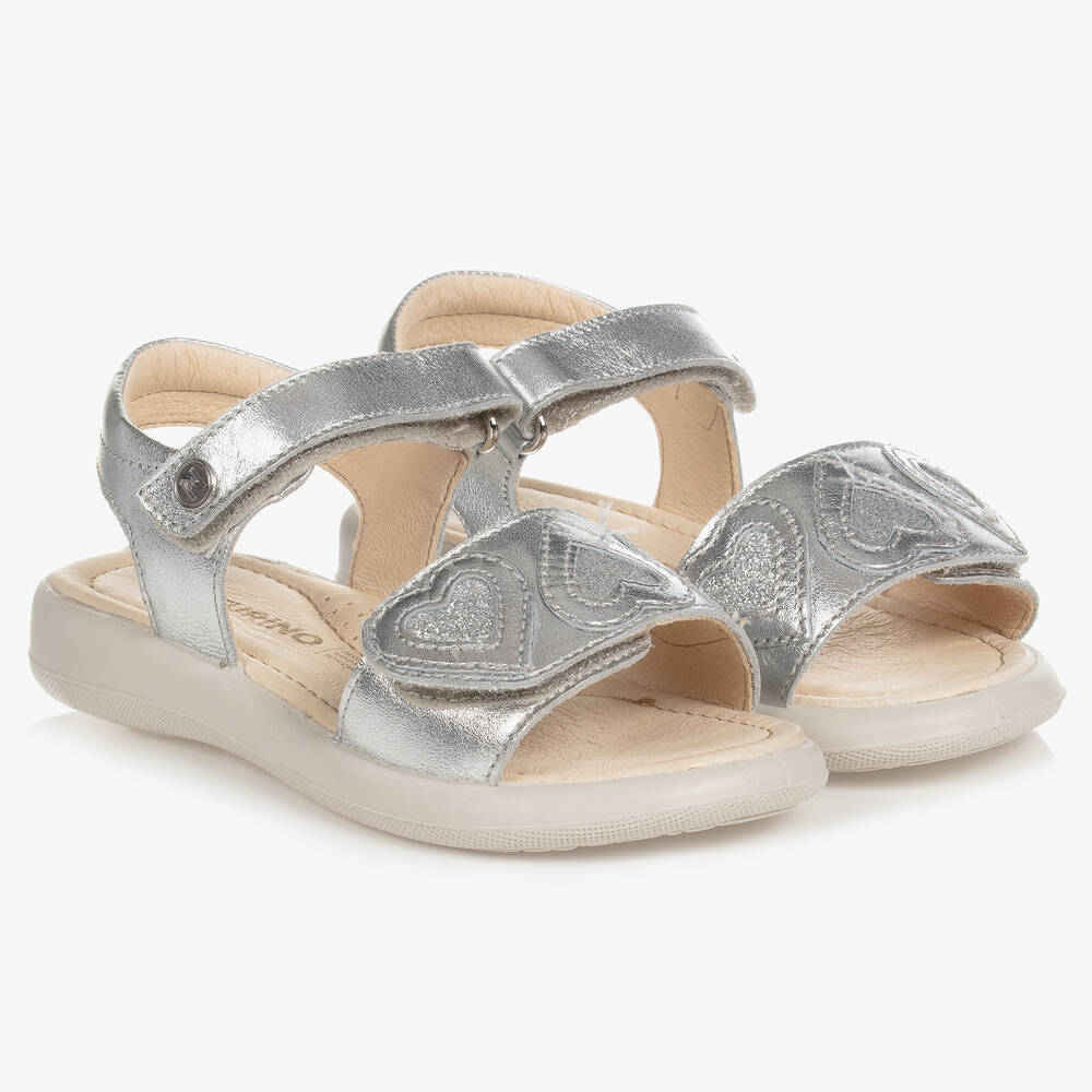 Naturino - Silberne Ledersandalen für Mädchen | Childrensalon