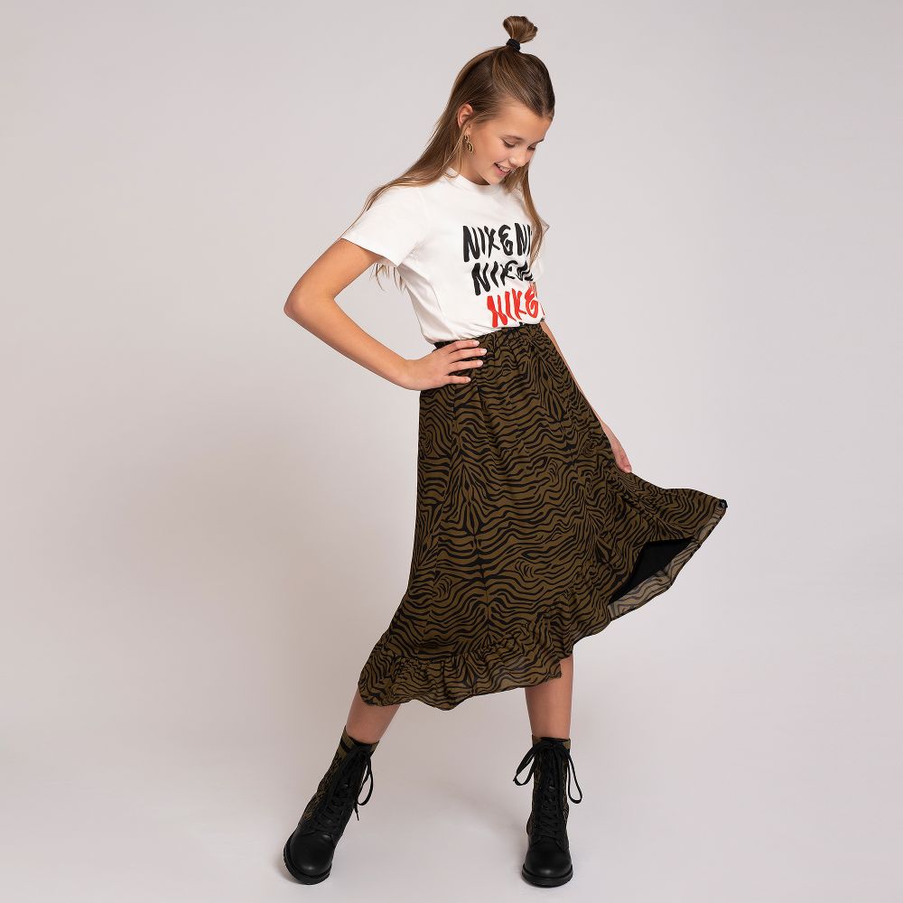 Teenage clearance skirt outfits
