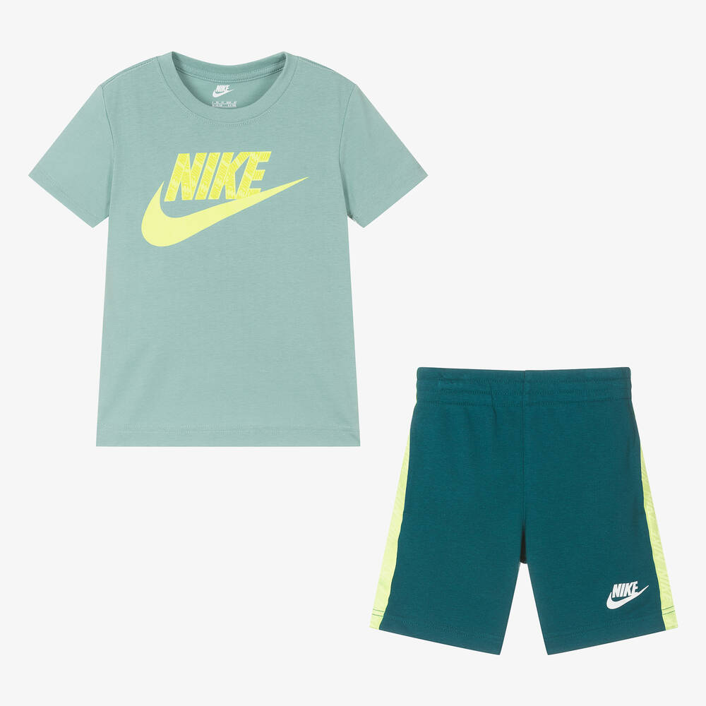 Boys green nike deals
