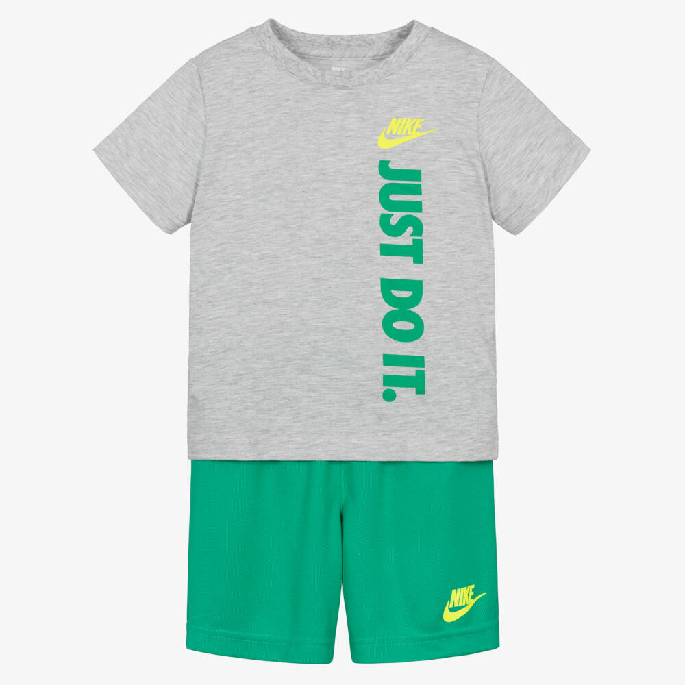 Nike-Boys Two-Tone Sporty Shorts Ensemble | Childrensalon Outlet