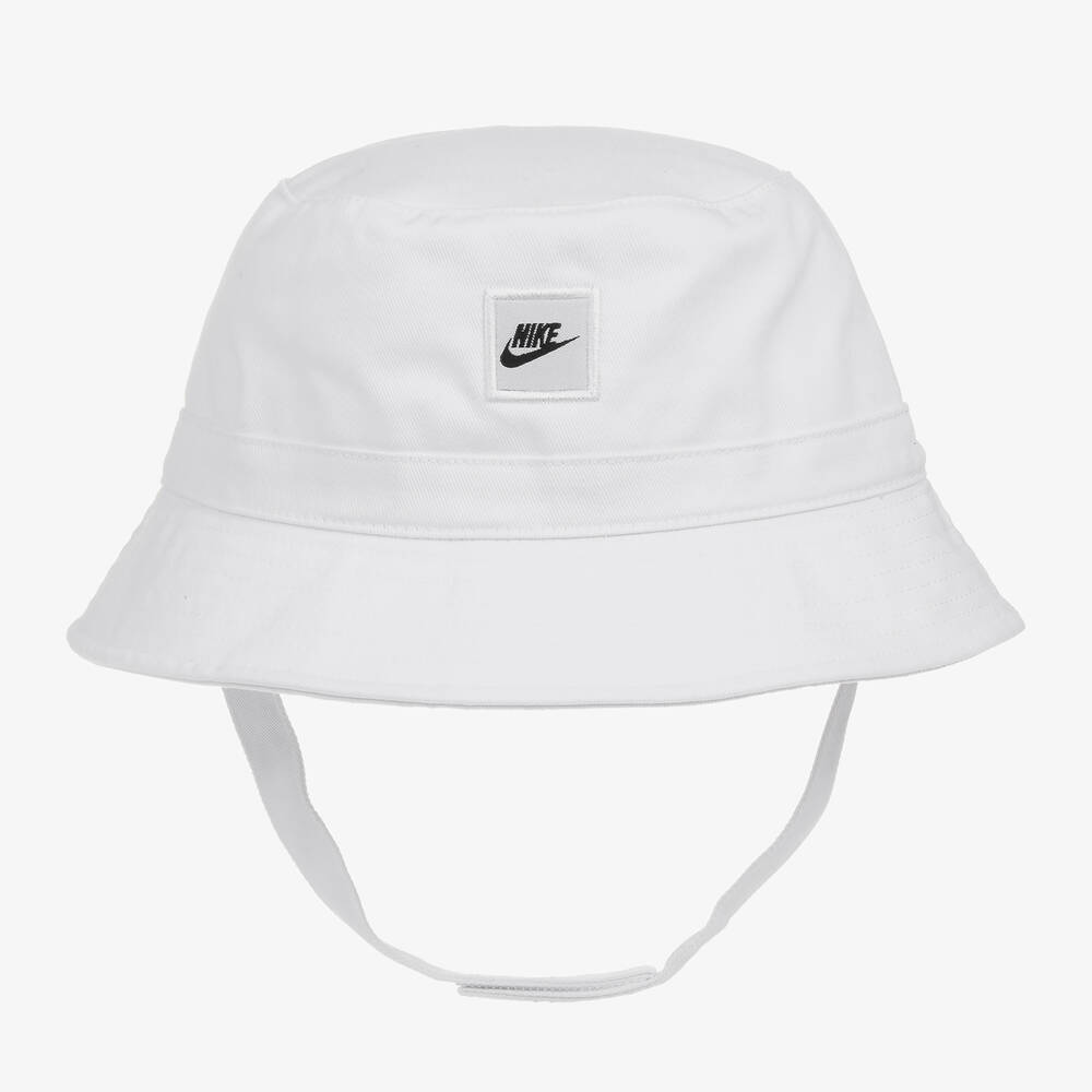 Nike bucket hat white deals