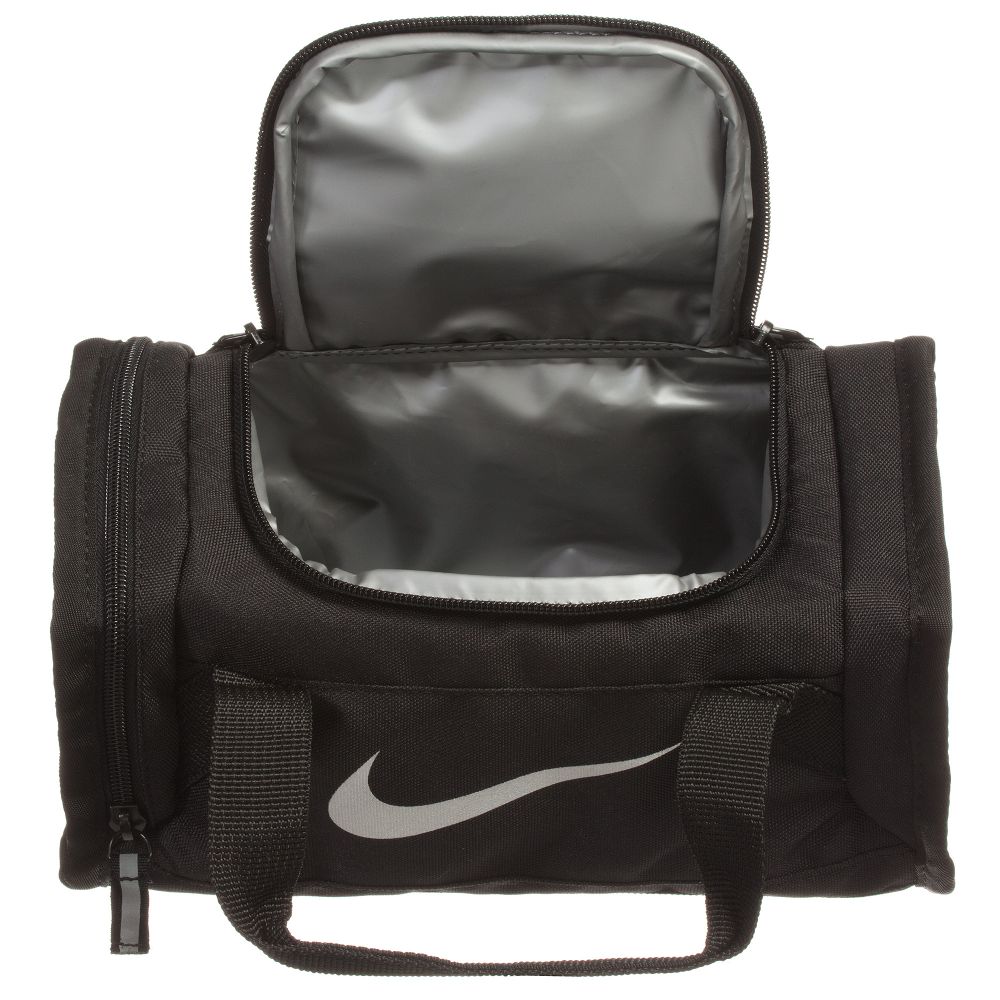 nike carrier