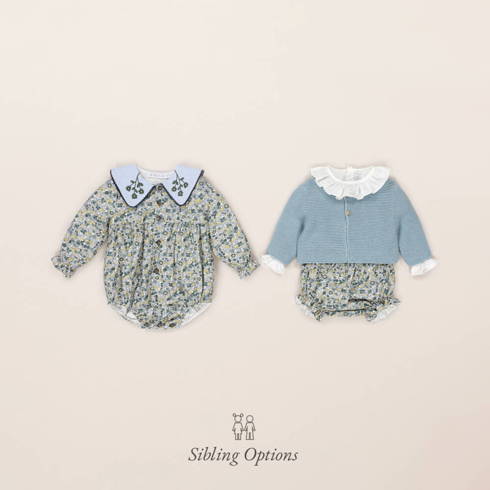 Paloma de la O-Girls Ivory and Blue Shorts Set | Childrensalon Outlet