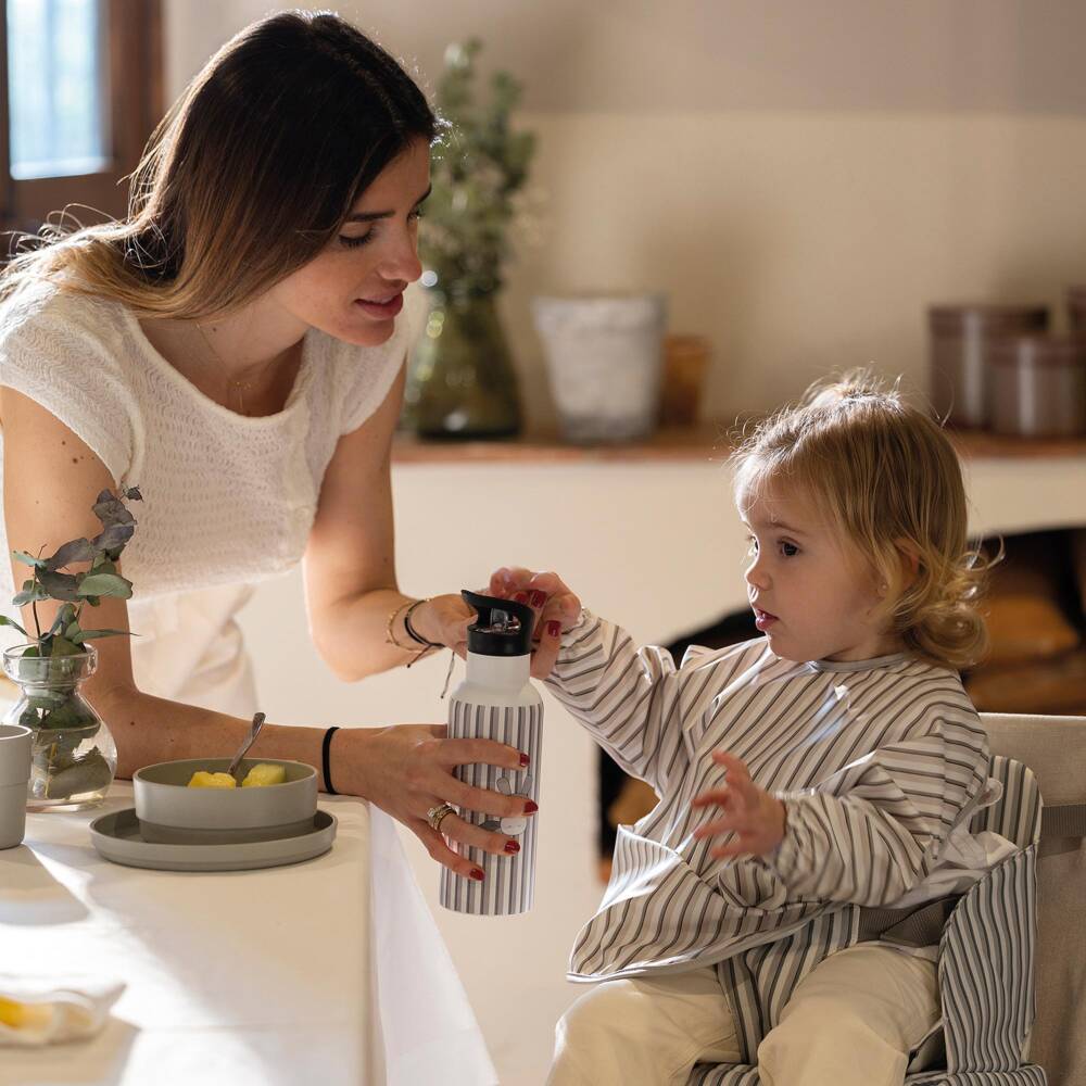 Pasito a Pasito Walking Mum-White & Grey Striped Insulated Drinks Bottle | Childrensalon Outlet