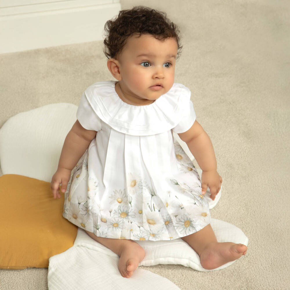 Patachou-فستان قطني أبيض مزين بالزهور للبنات | Childrensalon Outlet