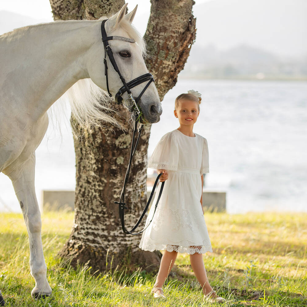 Patachou-فستان قطن فوال لون أبيض مطرز بورود | Childrensalon Outlet