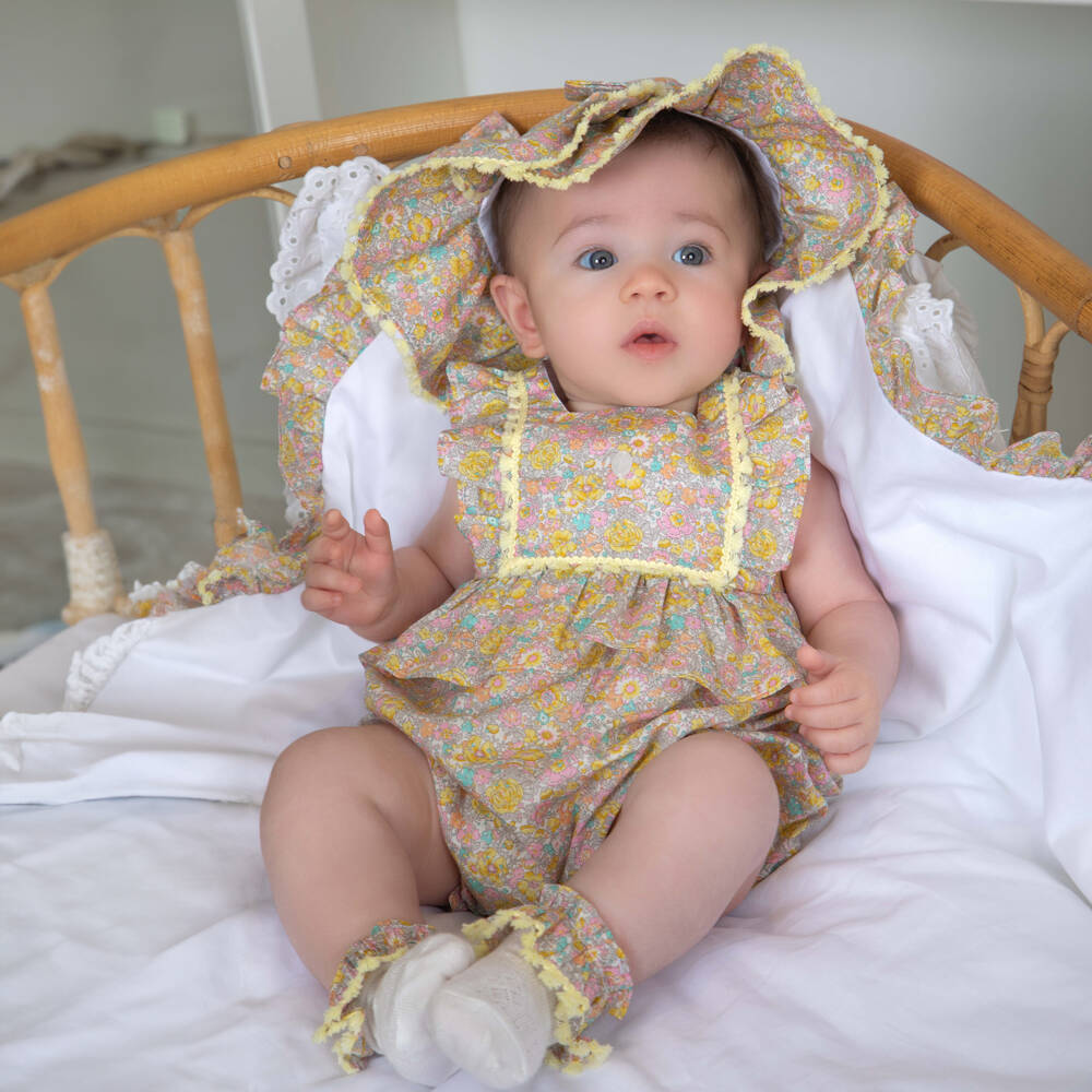 Patachou-Girls' White Floral Ruffle Socks | Childrensalon Outlet