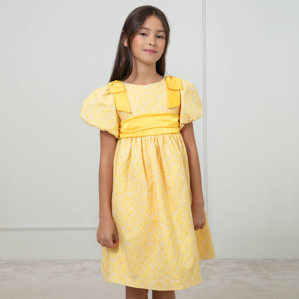 Patachou-فستان جاكارد لون أصفر وذهبي بطبعة ورود | Childrensalon Outlet