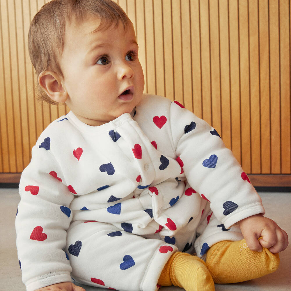 Petit Bateau-أفرول بيبي غرو بطبعة قلوب قطن عضوي لون عاجي | Childrensalon Outlet