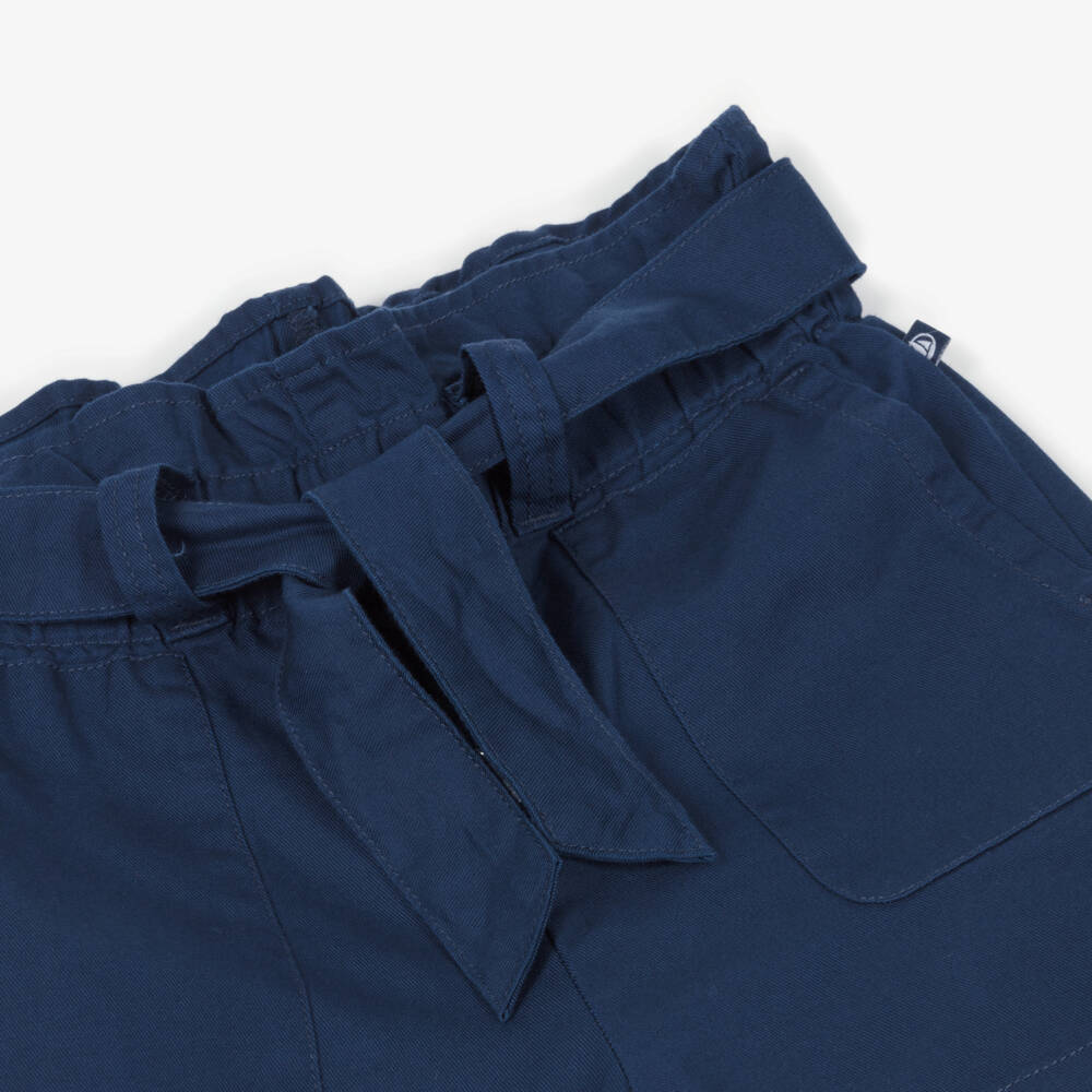 Petit Bateau-شورت قطني أزرق ناعم للبنات مع حزام رباط | Childrensalon Outlet
