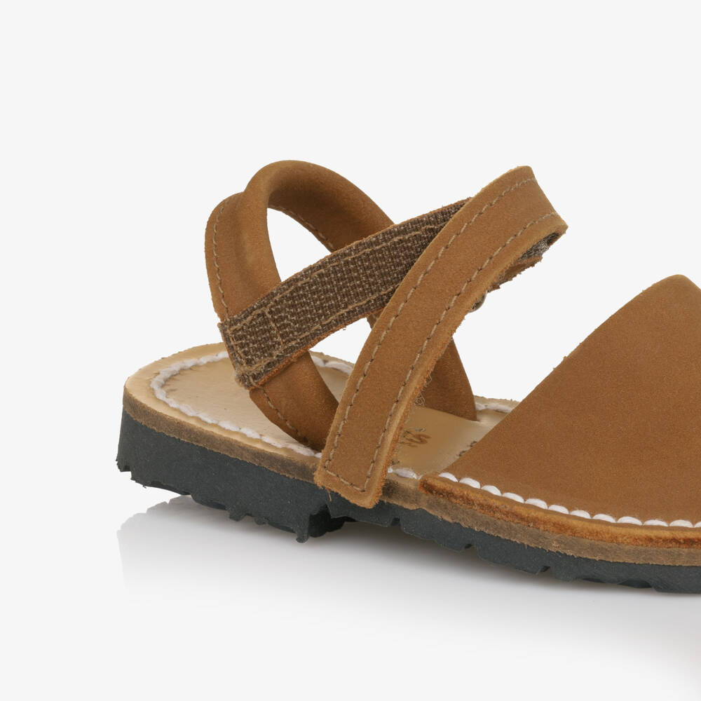 بيساموناس-صنادل جلدية مفتوحة الأصابع للبنين بلون البيج | Childrensalon Outlet