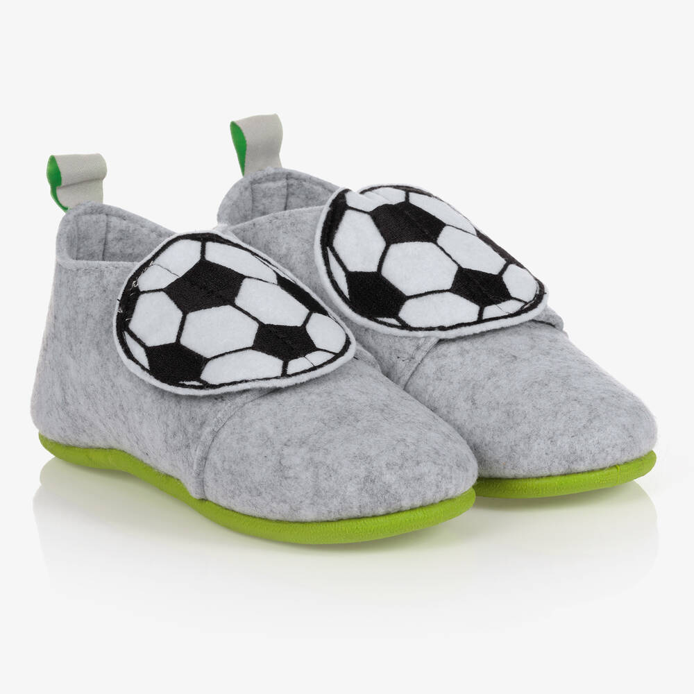 Playshoes - Серые тапочки с футбольными мячами для мальчиков | Childrensalon