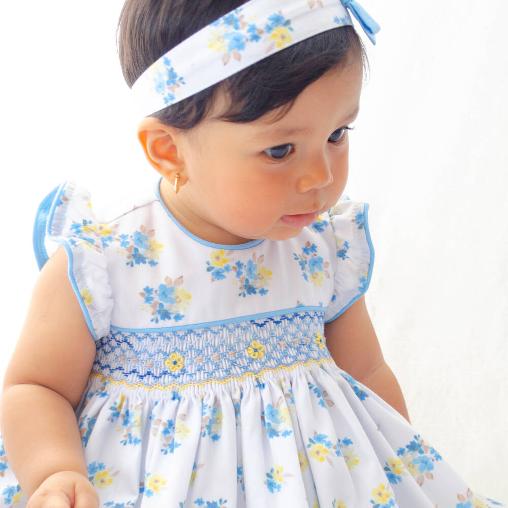 بريتي أوريجينال-طقم فستان مطرز سموكينغ قطن لون أبيض وأزرق | Childrensalon Outlet