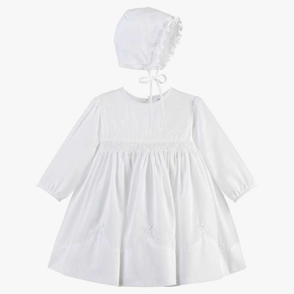 Sarah Louise - طقم فستان مطرز سموكينغ مزيج قطن فوال لون أبيض | Childrensalon