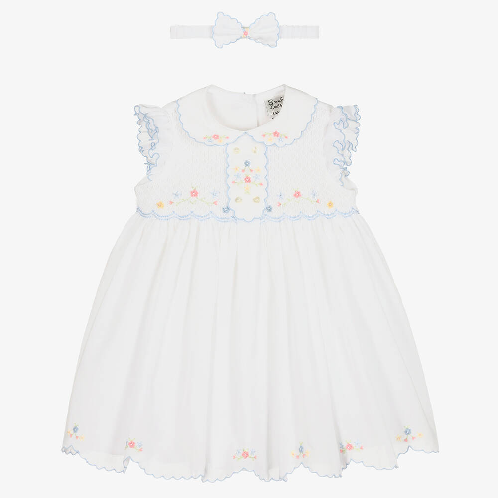 Sarah Louise - طقم فستان مطرز سموكينغ قطن فوال لون أبيض | Childrensalon