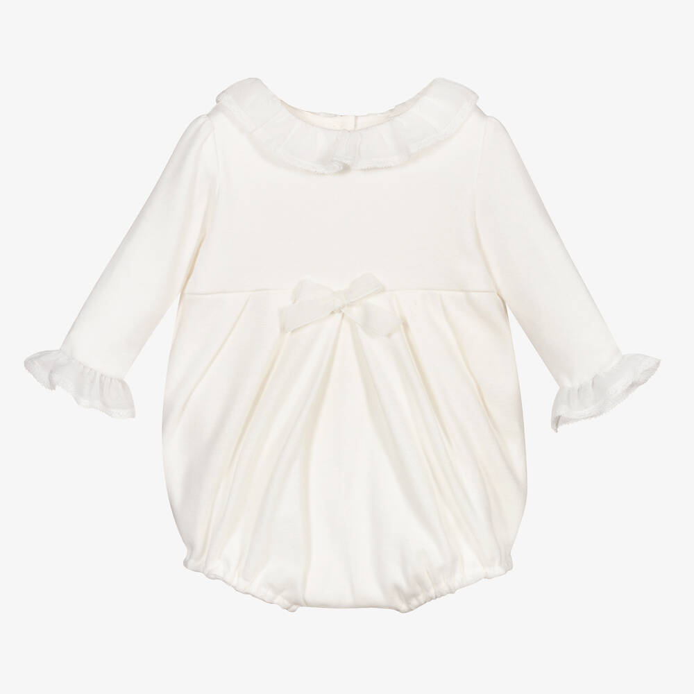 Sarah Louise-Кремовый песочник с кружевными рюшами для малышей | Childrensalon Outlet