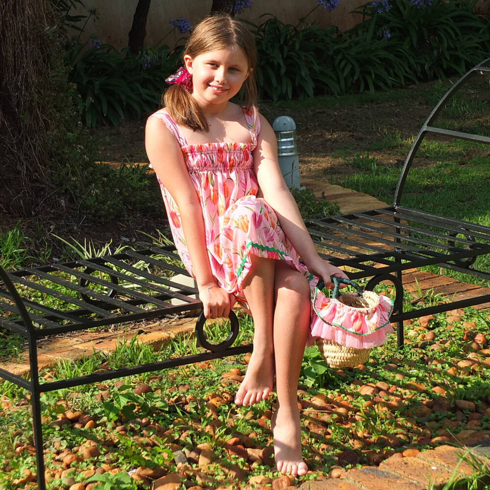 Selini Action-Girls Pink Tulip Straw Satchel | Childrensalon Outlet