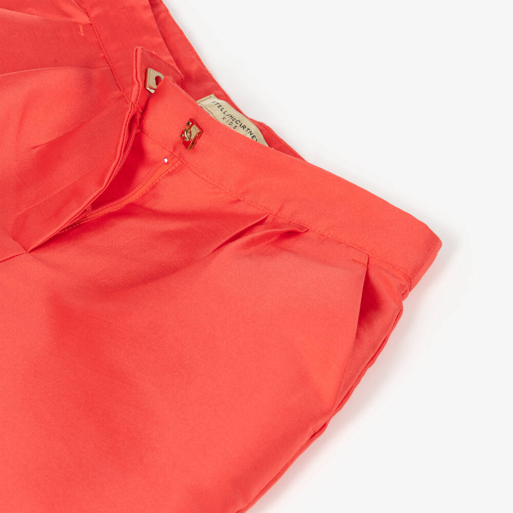 Stella McCartney Kids-Girls Coral Red Satin Shorts | Childrensalon Outlet