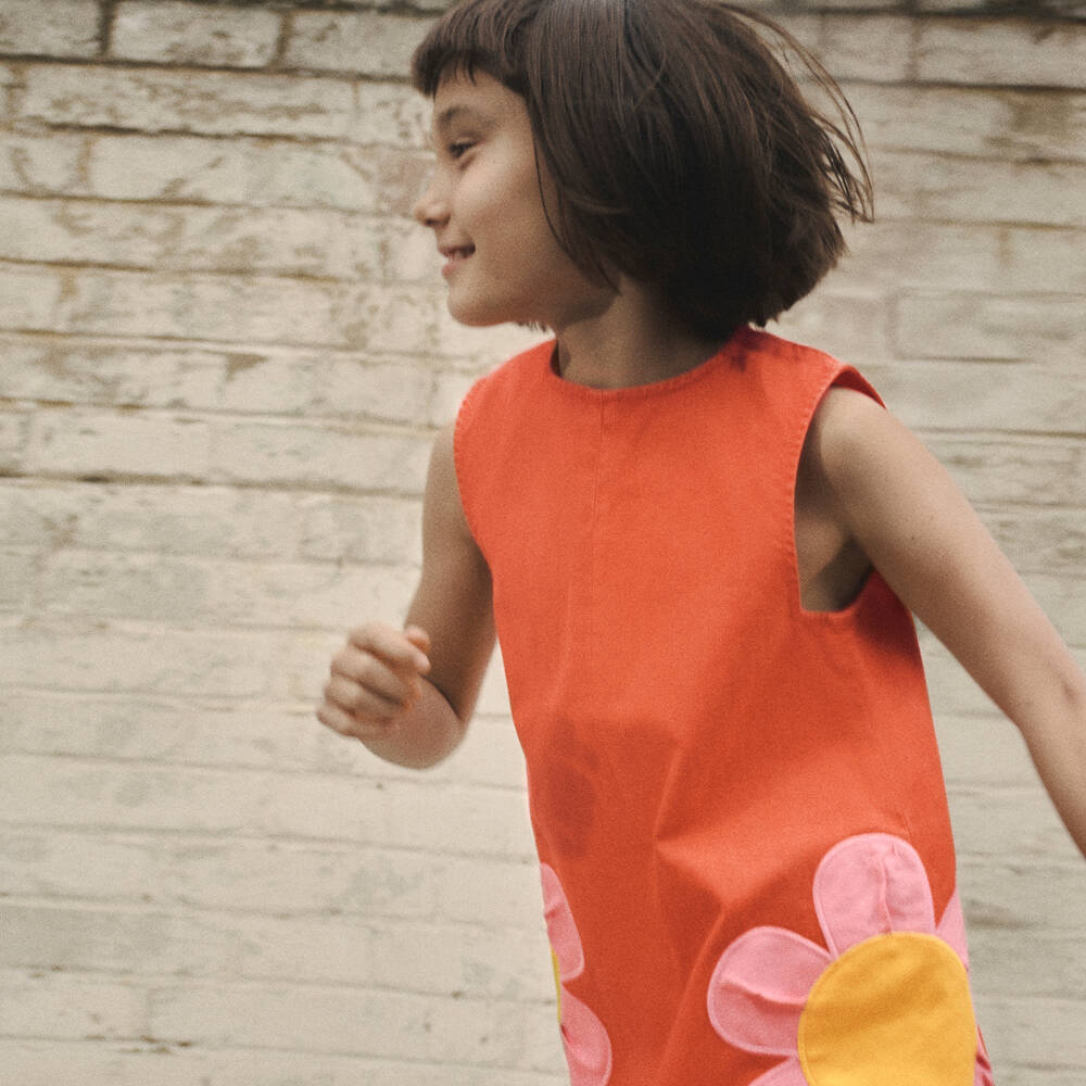 Stella McCartney Kids-Girls Red Denim Dress with Flower Motifs | Childrensalon Outlet