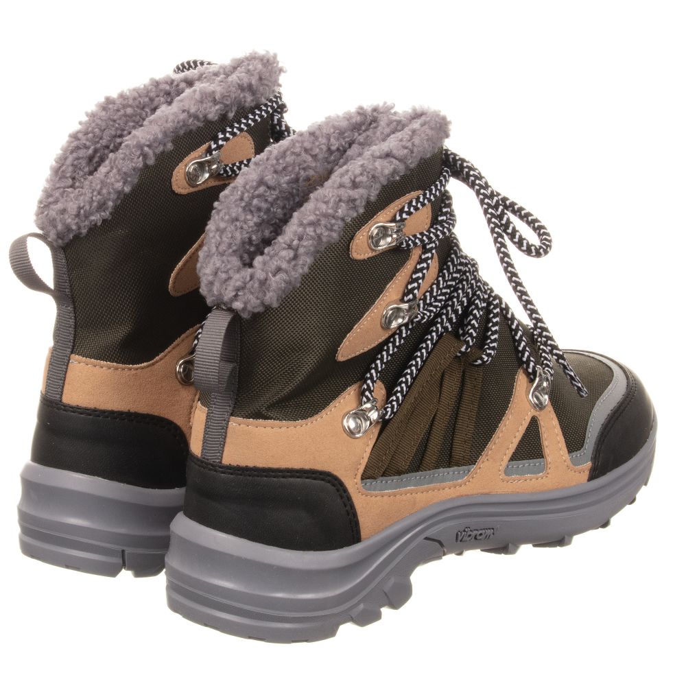 Ethialia boots 2025