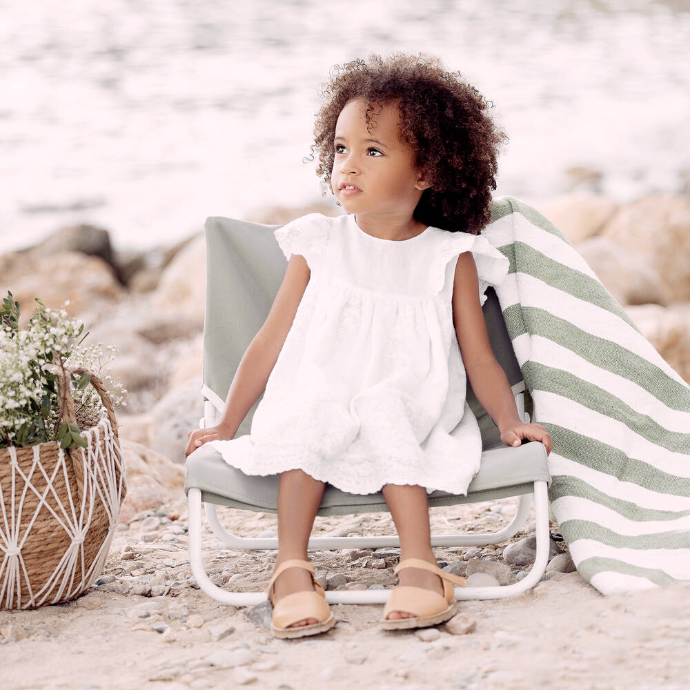 Tartine et Chocolat-Белое платье из муслина с вышивкой | Childrensalon Outlet