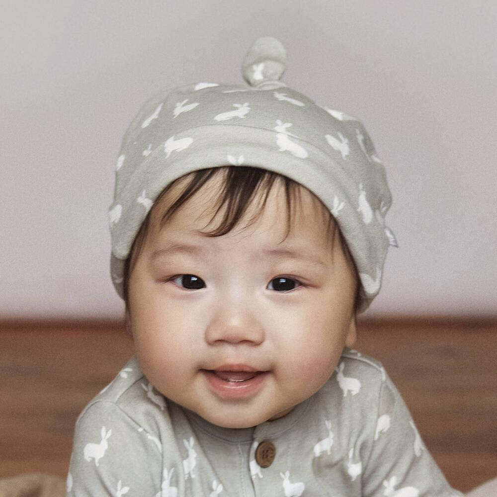 The Little Tailor-Grey & White Cotton Baby Hat | Childrensalon Outlet