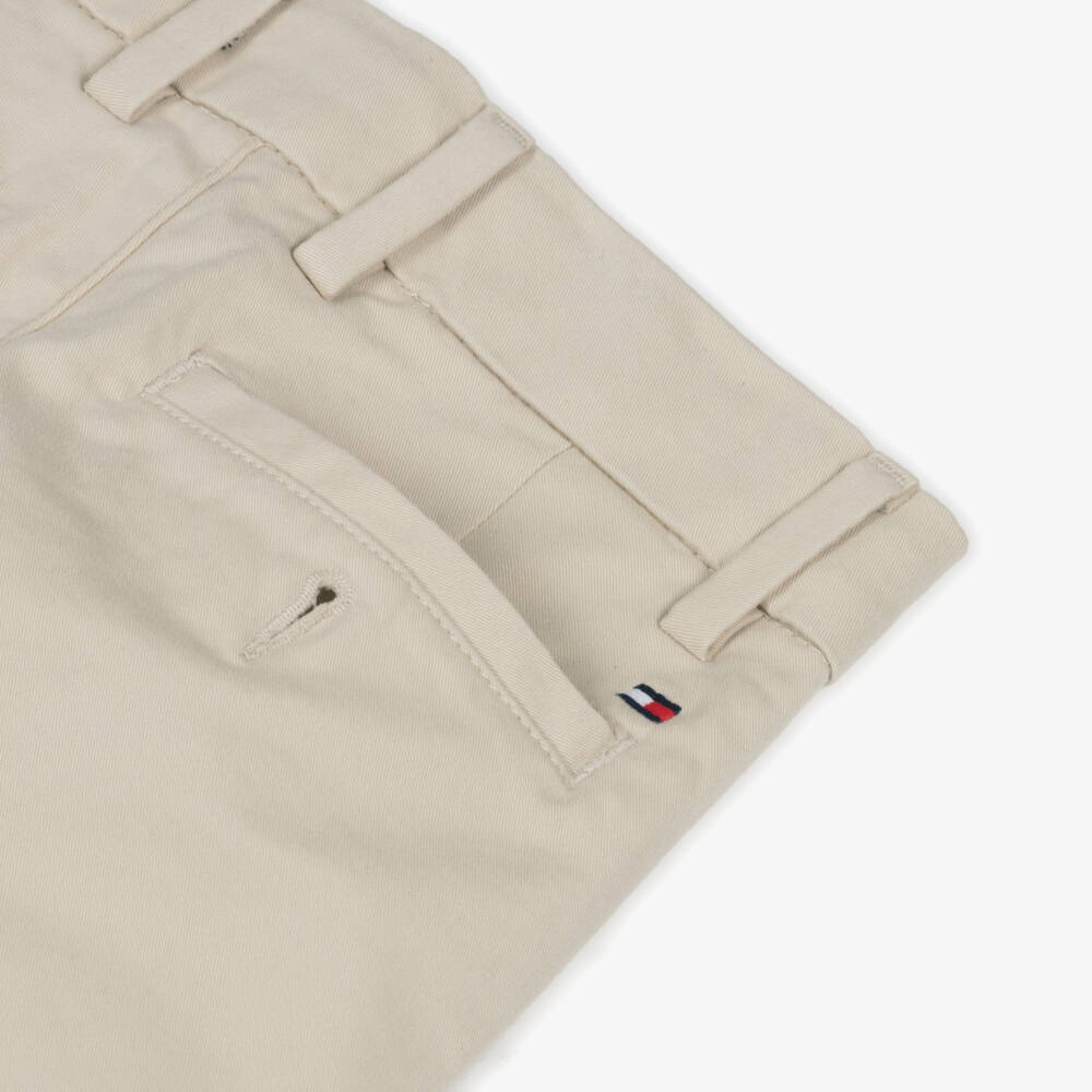 Tommy Hilfiger-Мягкие бежевые брюки из твила для мальчиков | Childrensalon Outlet