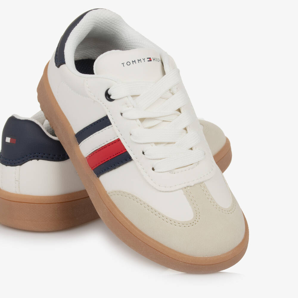 Tommy Hilfiger-حذاء رياضي أبيض من الجلد الصناعي للأولاد | Childrensalon Outlet
