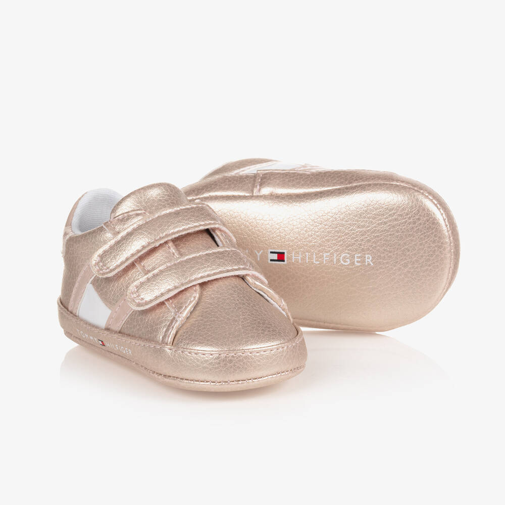 Tommy Hilfiger - Розовые кроссовки-пинетки для девочек | Childrensalon