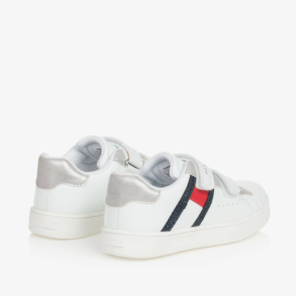 Tommy Hilfiger-ترينرز بشريط لاصق جلد صناعي لون أبيض للبنات | Childrensalon Outlet