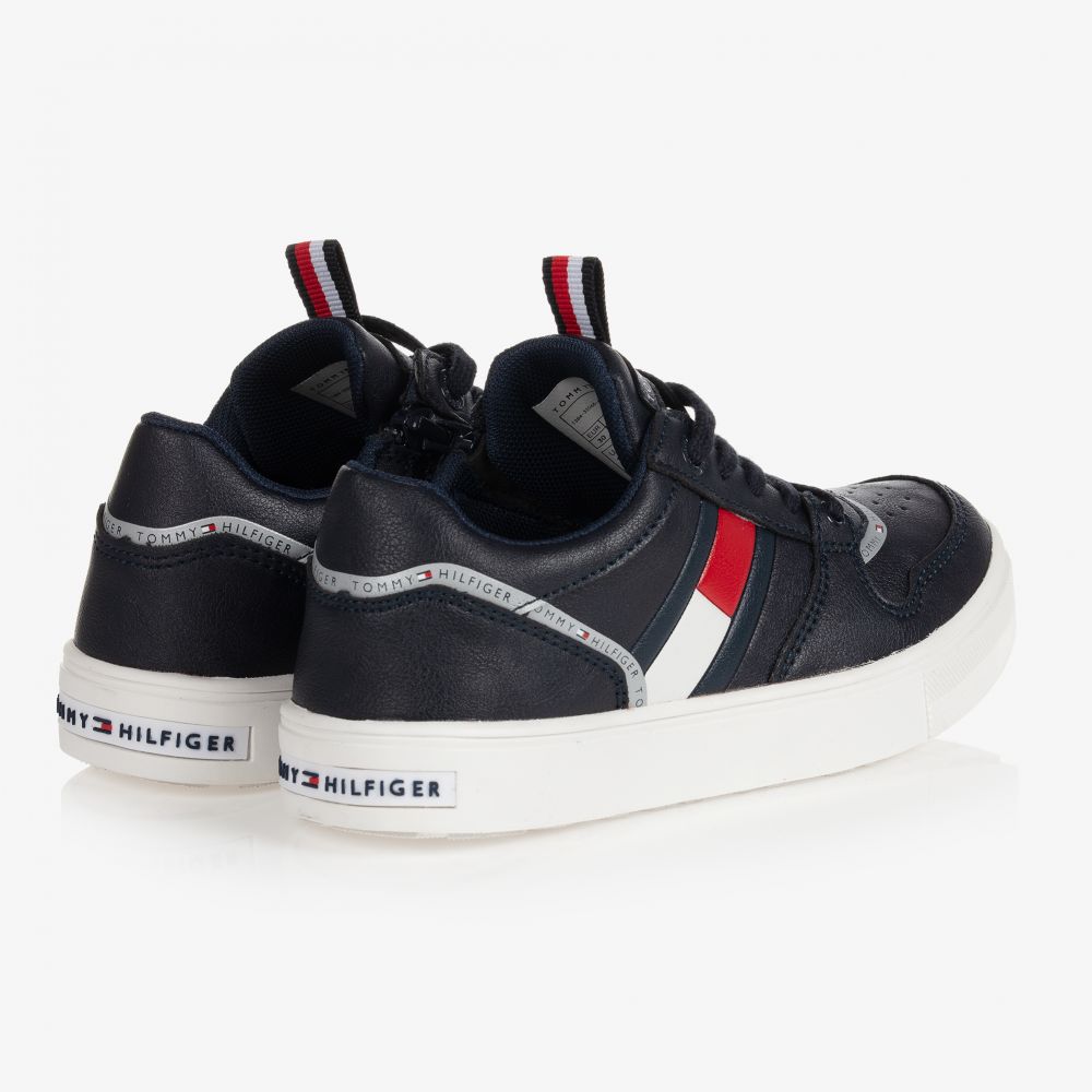 Tommy Hilfiger-ترينرز تينز ولادي جلد صناعي لون كحلي | Childrensalon Outlet