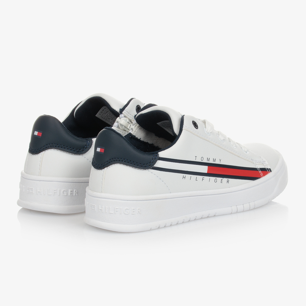 Tommy Hilfiger-ترينرز تينز ولادي جلد صناعي لون أبيض | Childrensalon Outlet