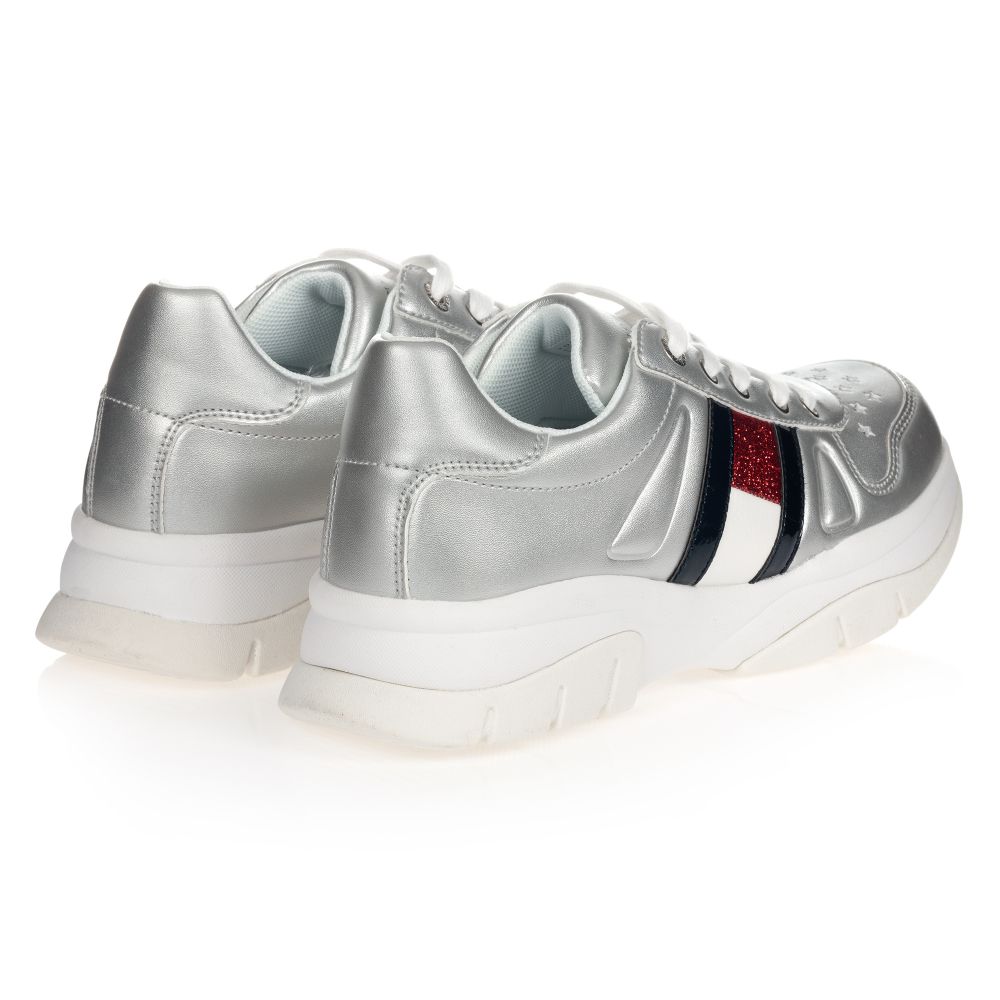 Tommy Hilfiger-ترينرز تينز بناتي جلد صناعي لون فضي | Childrensalon Outlet