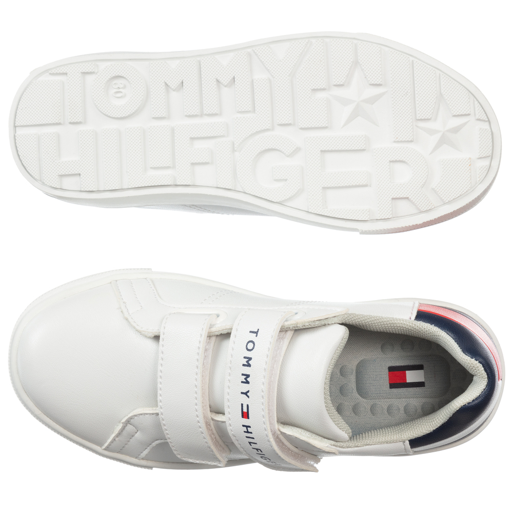 Tommy Hilfiger-ترينرز جلد إصطناعي لون أبيض للأولاد | Childrensalon Outlet