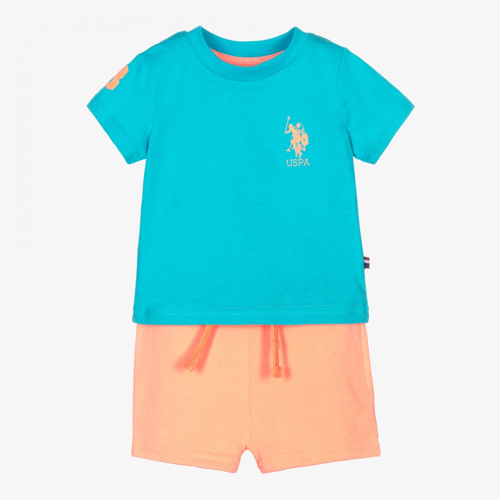Blue shorts orange shirt sale