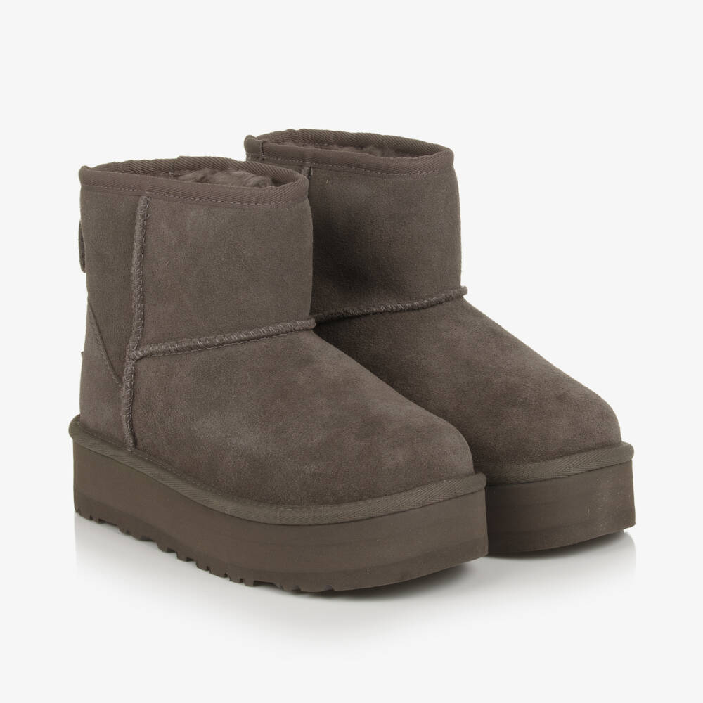 UGG-أحذية بوت كلاسيكية للبنات من جلد الشامواه الرمادي | Childrensalon Outlet