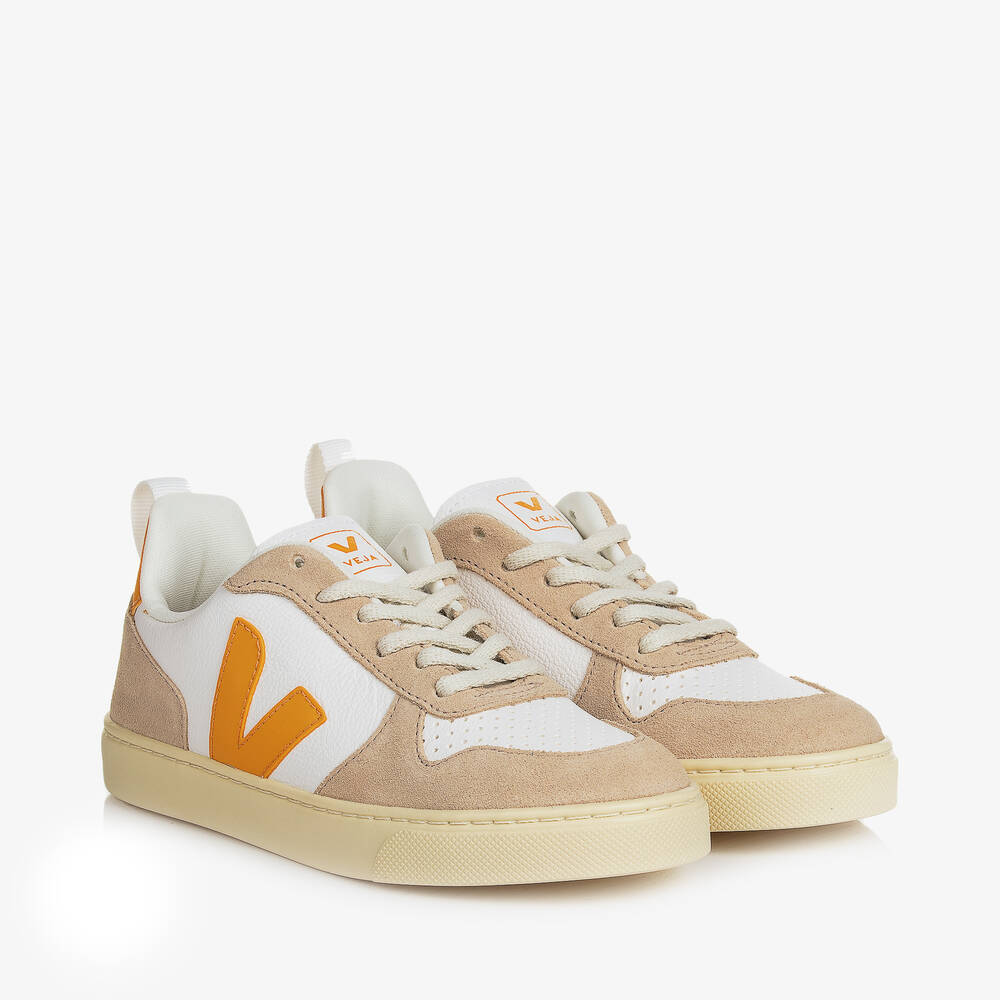 VEJA - Teen V-10 Sneakers in Weiß und Gelb | Childrensalon