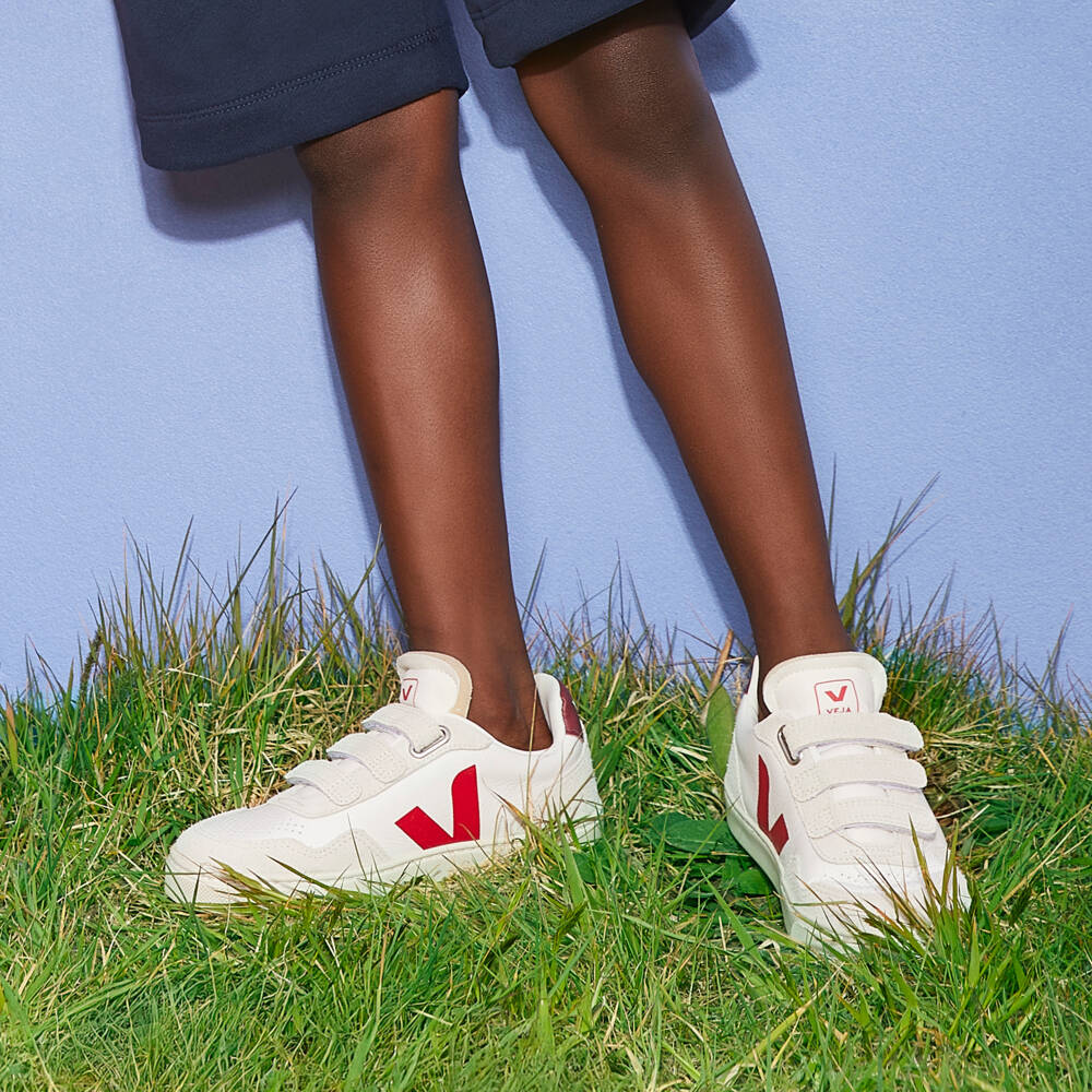 VEJA-White & Burgundy Red Leather V-90 Trainers | Childrensalon Outlet