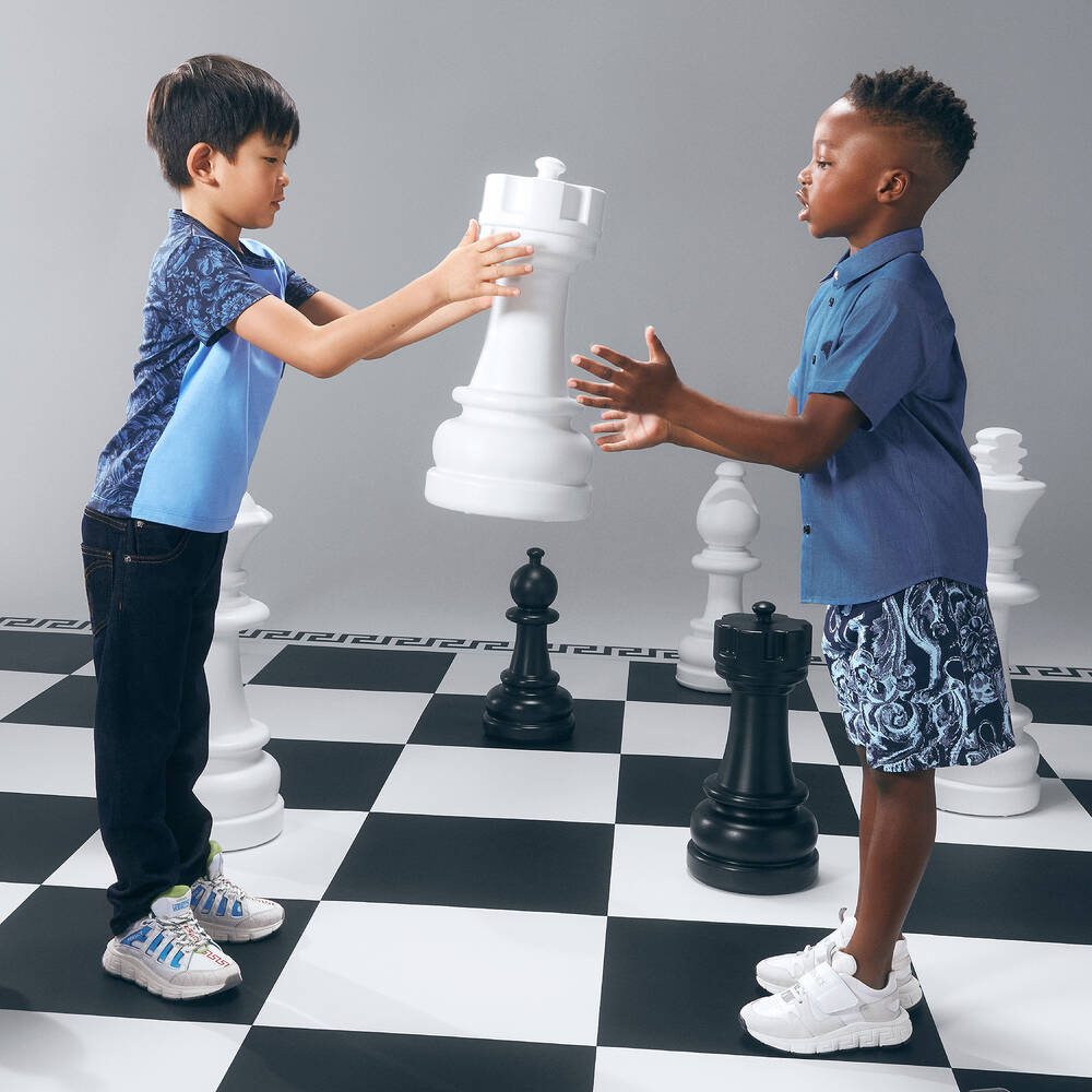 Versace-جينز قطن دنيم لون أزرق داكن للأولاد | Childrensalon Outlet