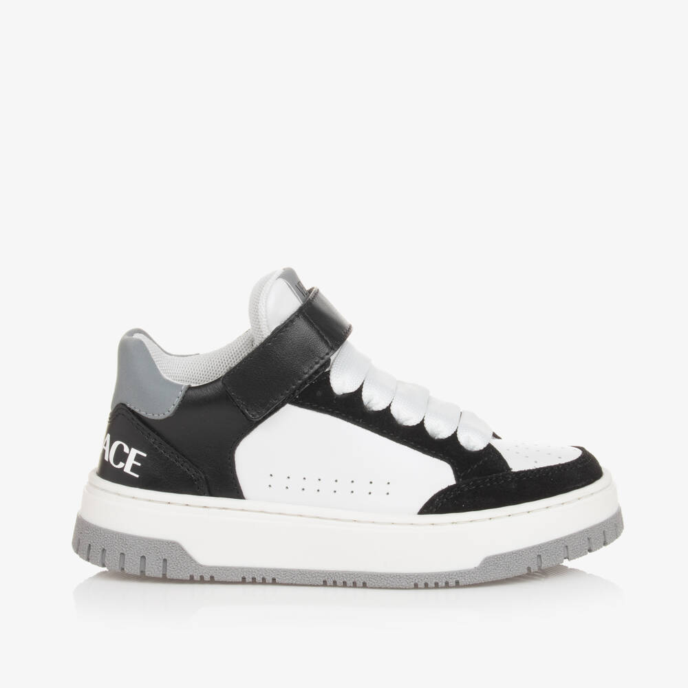 Versace-حذاء رياضي جلد لون أبيض وأسود للأولاد | Childrensalon Outlet