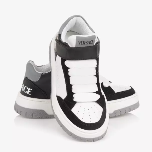 Versace-حذاء رياضي جلد لون أبيض وأسود للأولاد | Childrensalon Outlet
