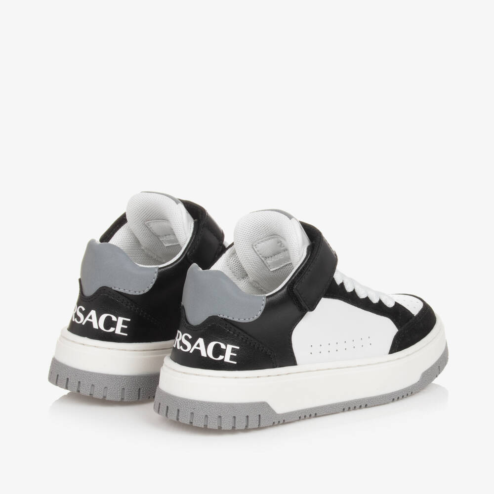 Versace-حذاء رياضي جلد لون أبيض وأسود للأولاد | Childrensalon Outlet